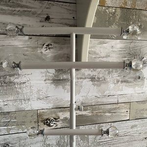 Jewelry stand